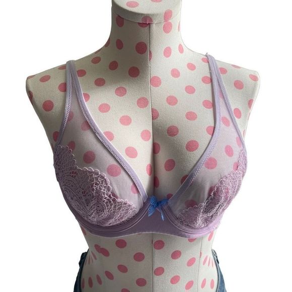 Victoria’s Secret Body by Victoria Unlined Demi Lace Bra Size 34C - Picture 1 of 5